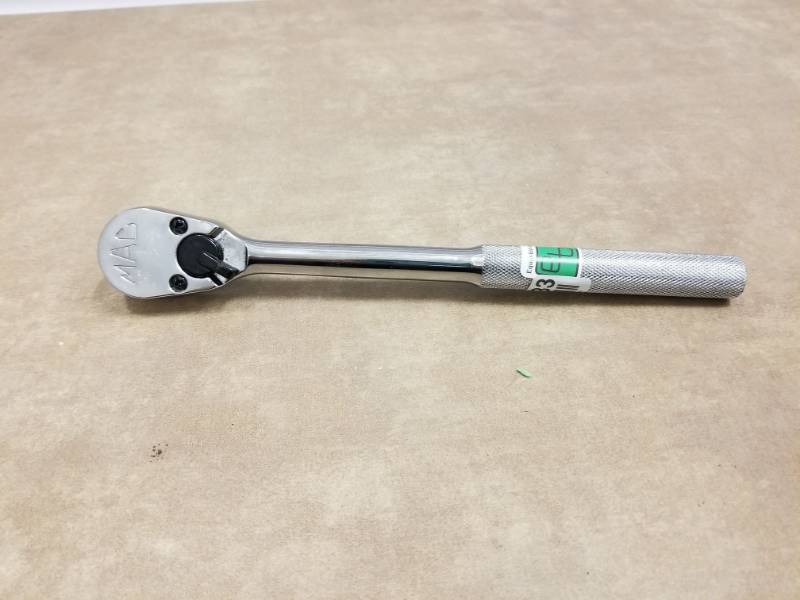 lot 7233 image: MAC 11in Ratchet VR11K
