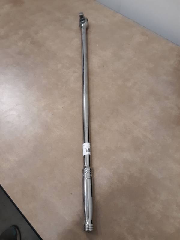 lot 7242 image: Snap-on 12 in Drive Standard Breaker Bar Model # SN24C