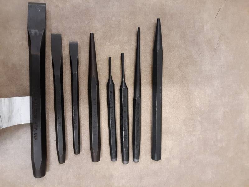 lot 7256 image: Mac Chisel and Punch Set