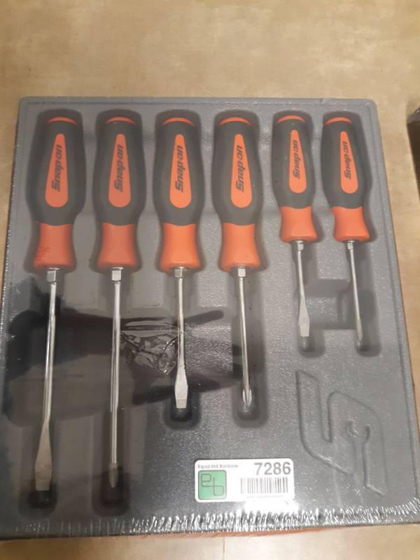 lot 7287 image: Snap-on New 6 PC Soft Grip Combination Screwdriver Set Model # SGDX60BR