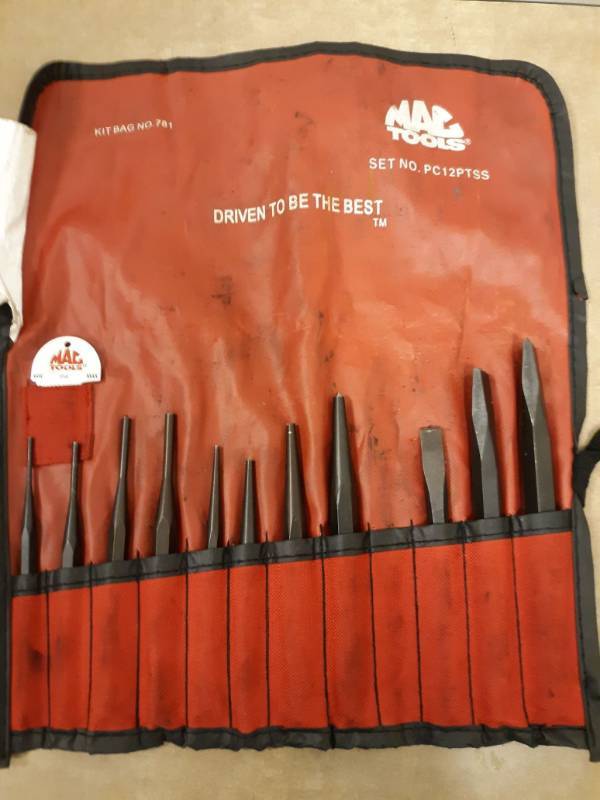 lot 7291 image: Mac 11 PC Chisel & Punch Set Model # PC12PTSS