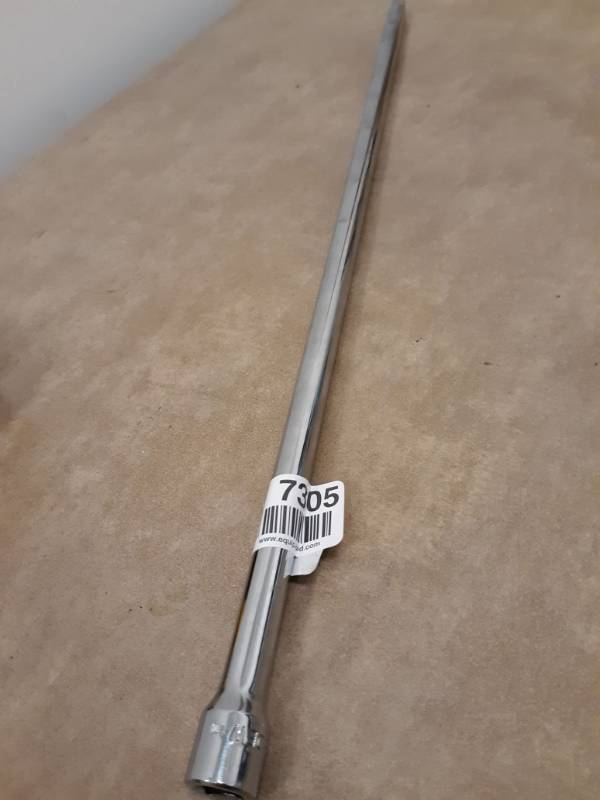 lot 7305 image: 20 in, 38 in Drive Swivel Socket Extension Model # X20EW
