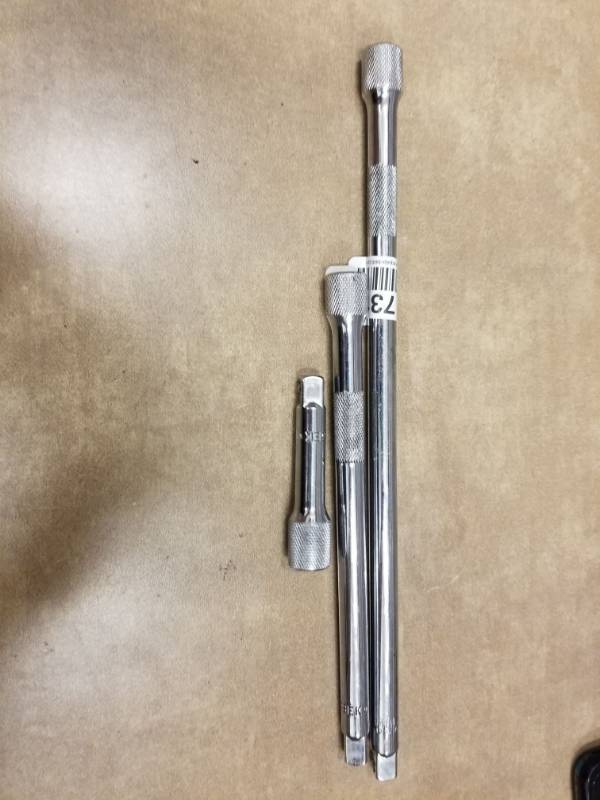lot 7310 image: MAC 3 PC 38in Knurled Extensions