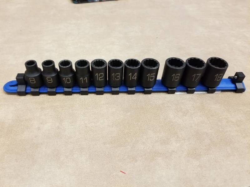 lot 7313 image: MATCO 38 Metric Impact Socket Set
