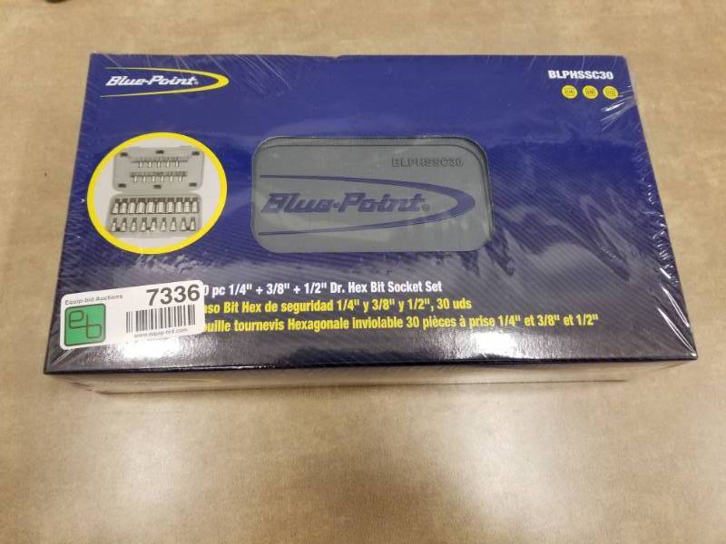 lot 7336 image: Blue Point 30 PC 14, 38, 12 Hex Bit Socket Set