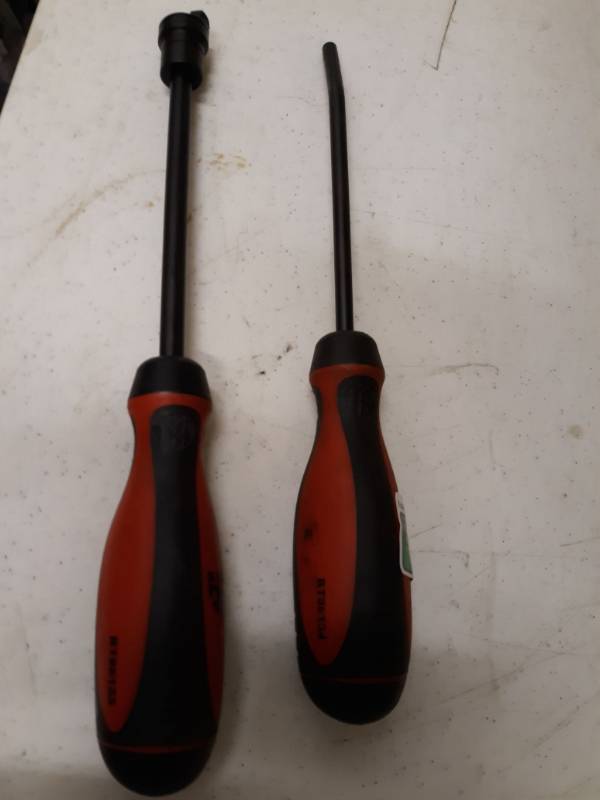 lot 7393 image: 2 Mac Brake Tools Model # BT96134 & BT96133