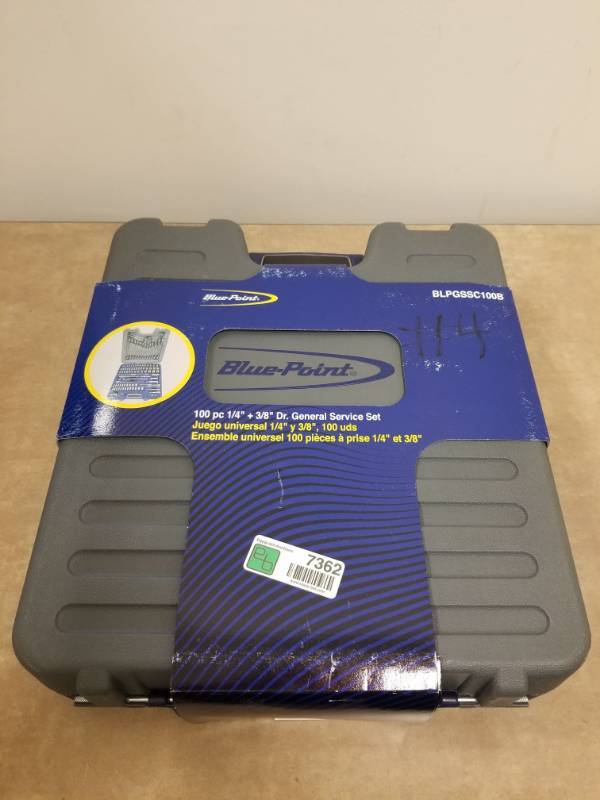 lot 7362 image: Blue Point 100 PC 14in  38in Socket Set