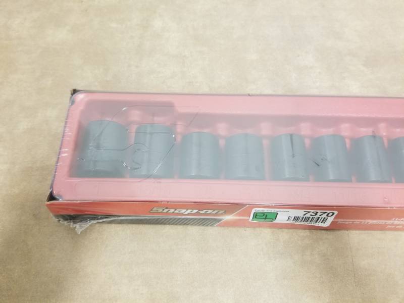 lot 7370 image: Snap On 11PC Shallow Impact Socket Set 311IMYA