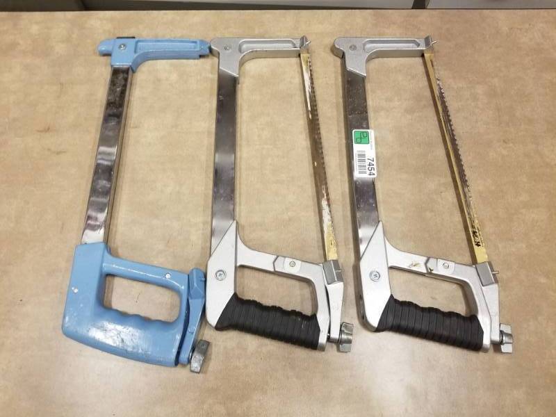 lot 7454 image: Set of 3 Hacksaws