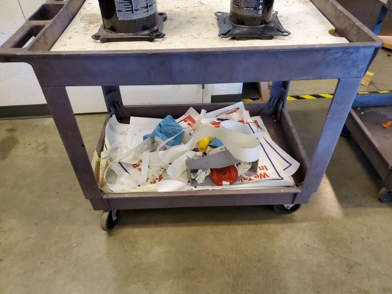 lot 9778 image: Rolling Heavy Duty Work Cart Contents Not Included