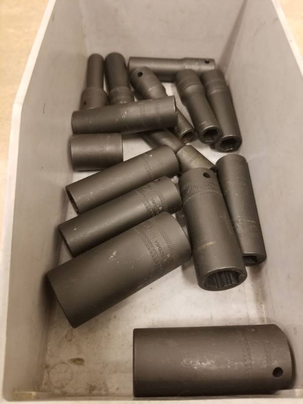 lot 7410 image: MAC Tools 15 PC Impact Deep Sockets