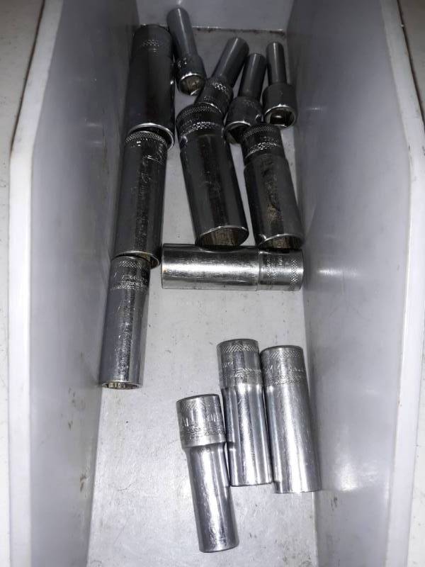 lot 7411 image: Mac Sockets Incomplete Set, Various Sizes