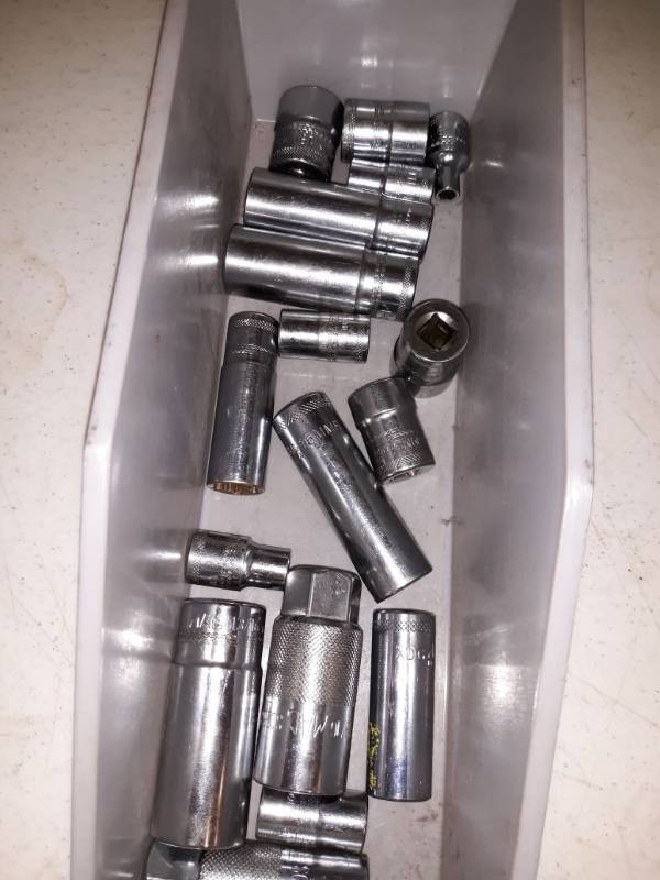 lot 7413 image: Mac Sockets Incomplete Set, Various Sizes