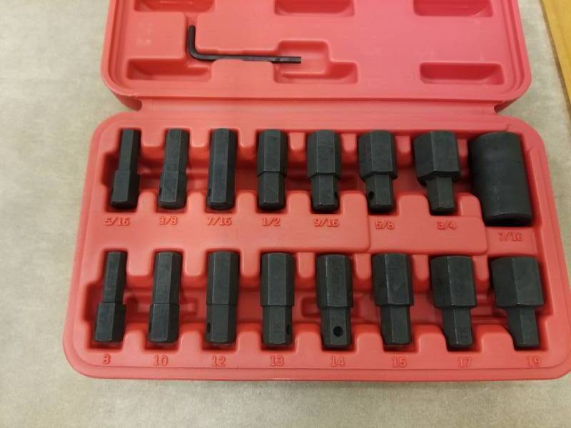 lot 7087 image: Mac Tools 15-PC. 12 SAE and Metric Impact Hex Insert and Driver Set