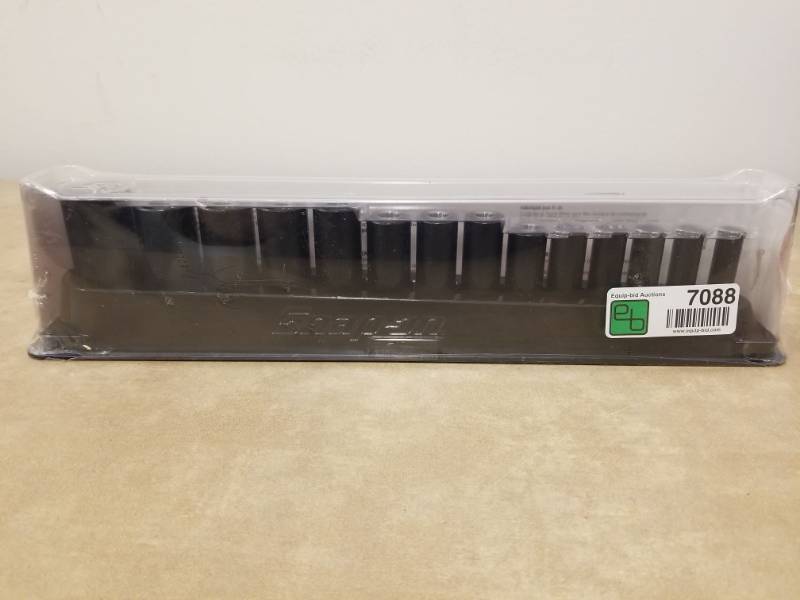 lot 7088 image: Snap-On 14 PC Metric Impact Socket Set
