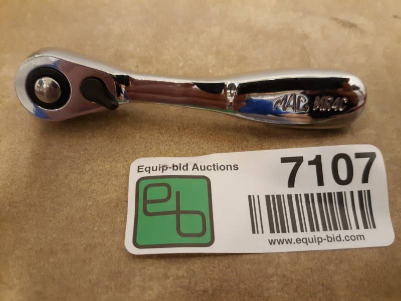 lot 7107 image: Mac 14 in Drive Specialty Mini Ratchet Model # MR4C