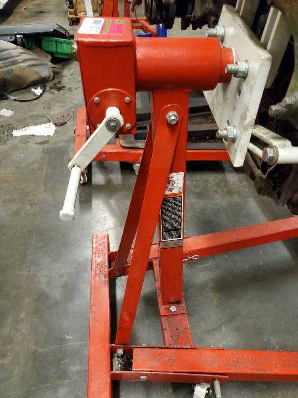 lot 8212 image: MAC Tools 1250 lbs. Engine Stand with 360° Rotatable Head and Motor