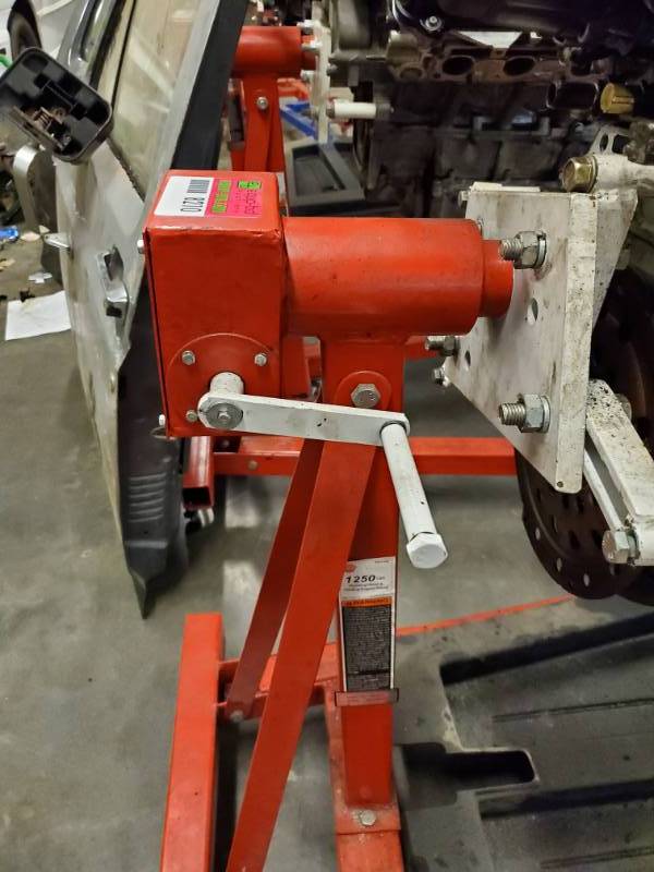 lot 8210 image: MAC Tools 1250 lbs. Engine Stand with 360° Rotatable Head and Motor