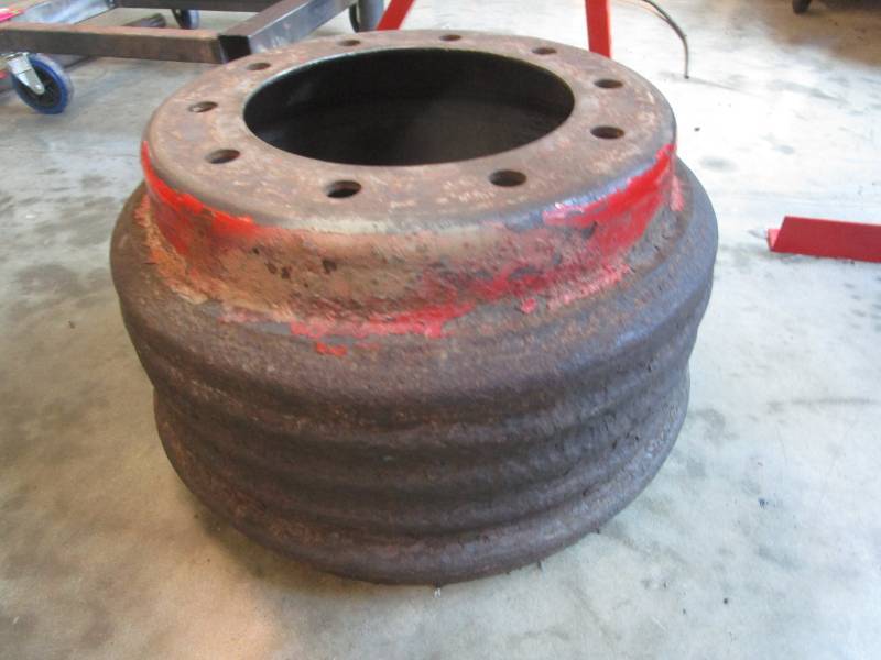 lot 9755 image: Metal Rim