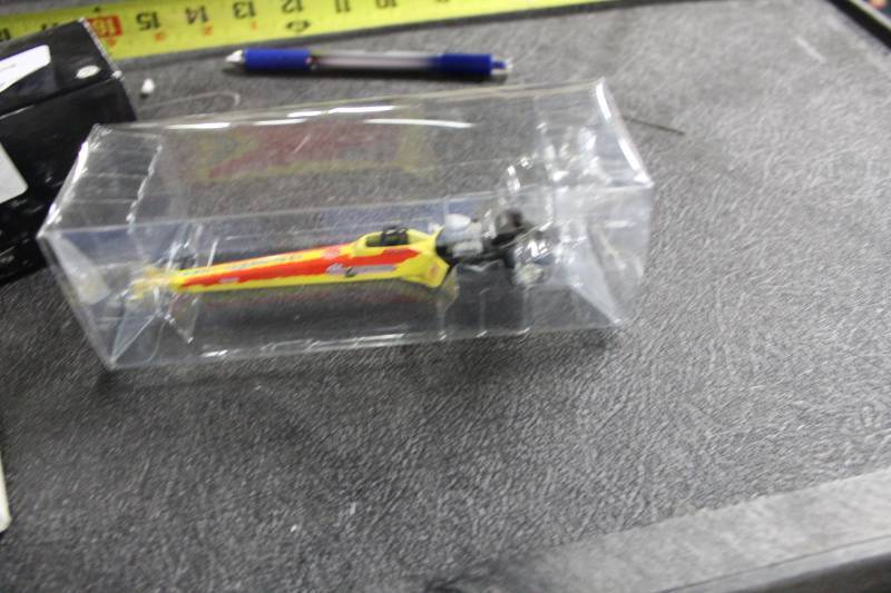lot 772 image: Limited Edition Die Cast Dragster Collectable