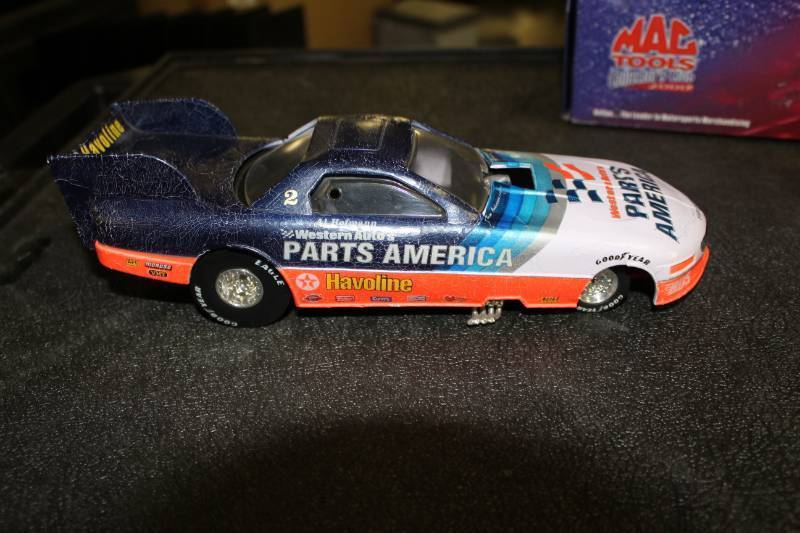 lot 802 image: Western Auto Limited Edition Die Cast Funny Car Collectable
