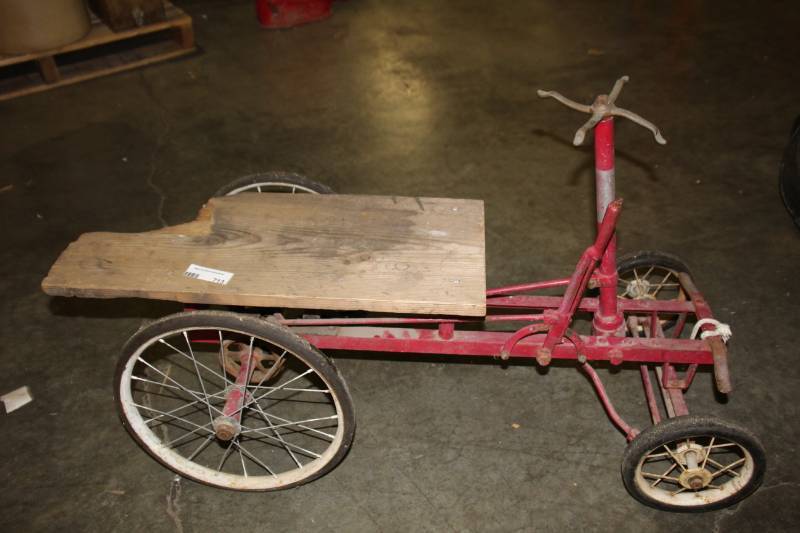 Vintage Irish Mail Cart Push Pull Gear Toy Pedal Car Wire Wheels