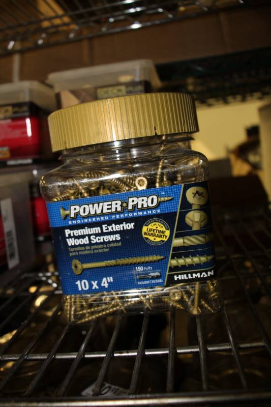 lot 826 image: Pro Power Exterior Wood Screws 10 x 4 inch 5 lbs