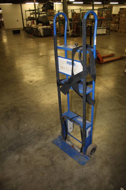 lot 920 image: Appliance Dolly