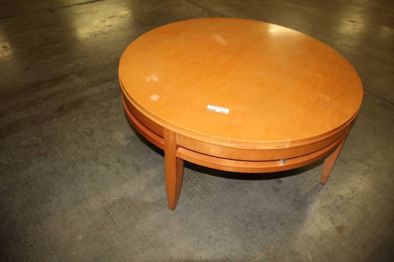 lot 3617 image: Wood Coffee Table