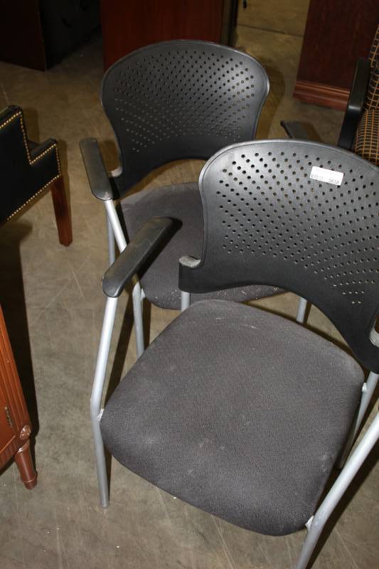 lot 3638 image: 2 Black Chairs