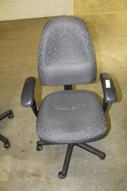 lot 1068 image: Sitmatic Beta Desk Chair