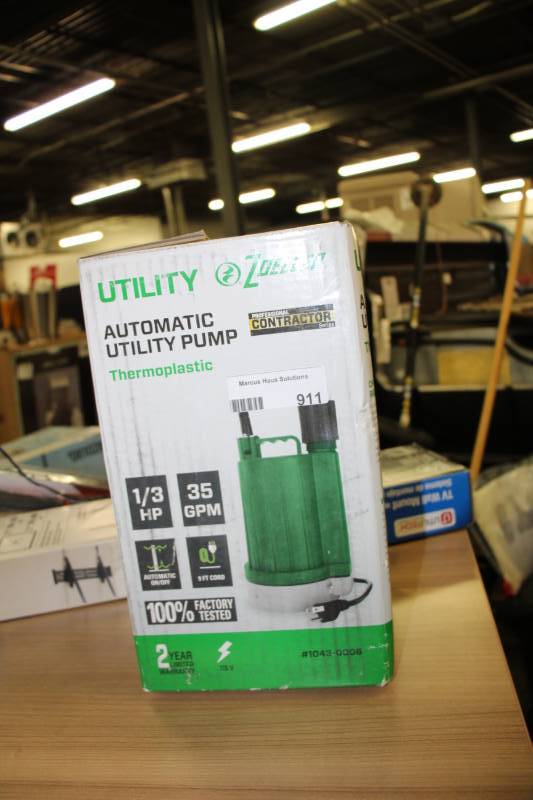 lot 911 image: Zoeller 0.33-HPThermoplastic Submersible Utility Pump