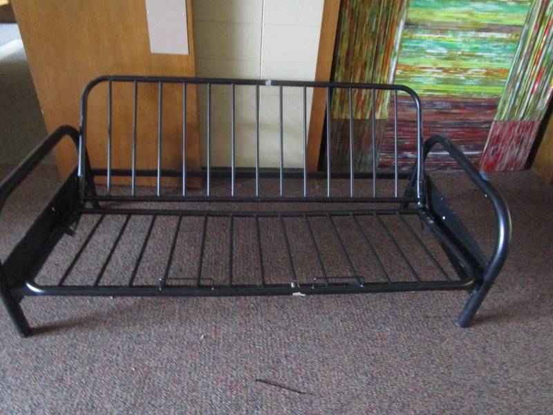 lot 5138 image: Metal Frame For Futon - No Mattress