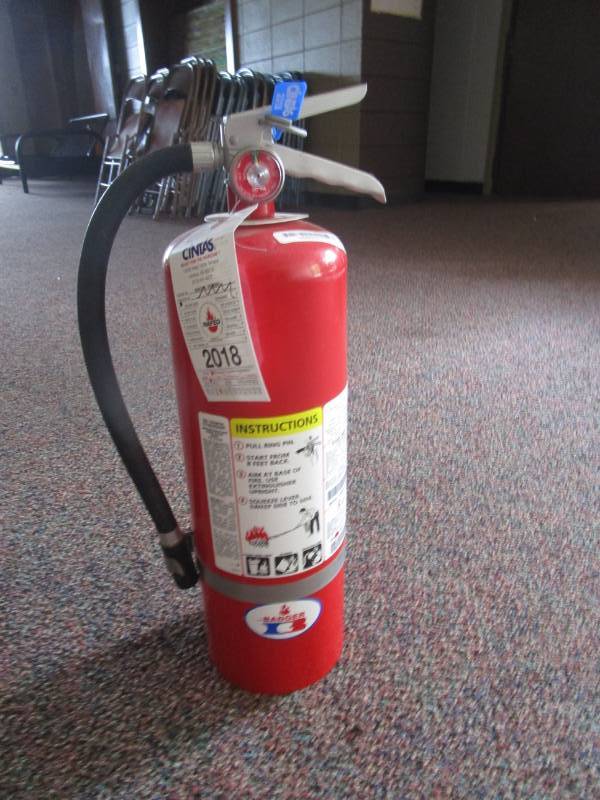 lot 5146 image: Fire Extinguisher