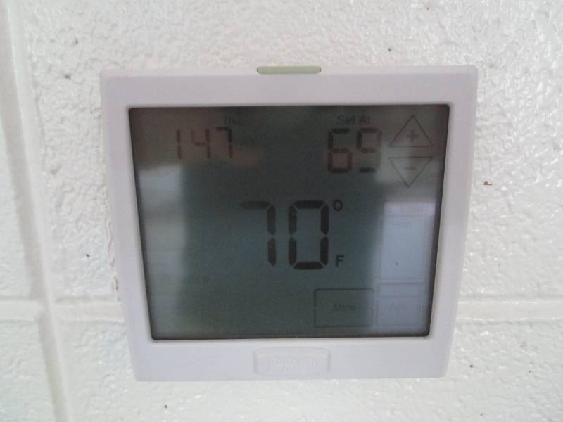 lot 5167 image: Pro Thermostat