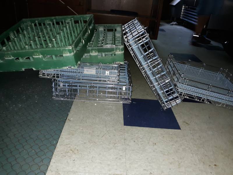 lot 5005 image: Lot of Commerical Dishwasher Racks