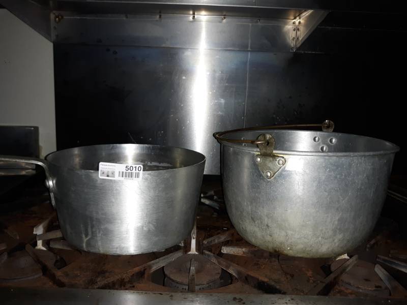 lot 5010 image: Two Saucepans - Commercial Grade