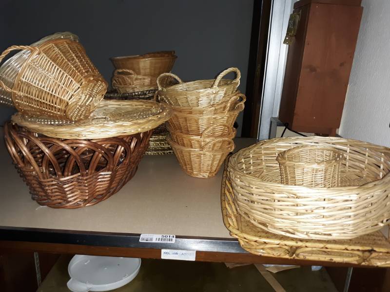 lot 5014 image: Lot of Basketry