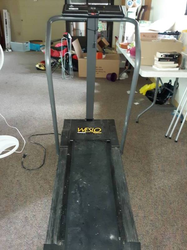 lot 5230 image: WESLO Electric Treadmill