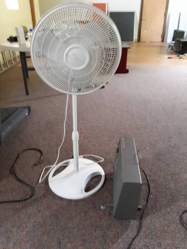 lot 5235 image: Stand Fan and Personal Space Heater