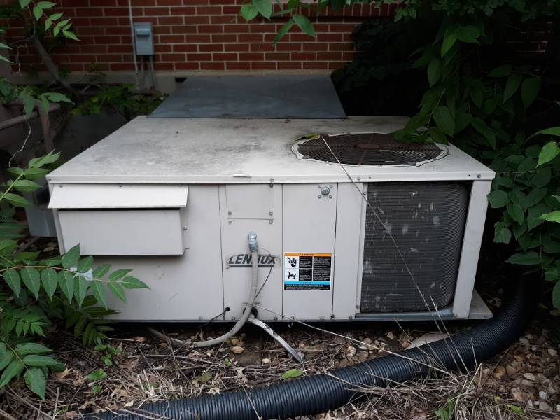 lot 5084 image: Lennox Model GCS20-036-90-1P Gas