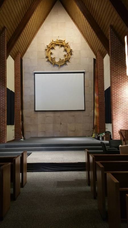 lot 5217 image: Da-Lite Model C Pull Down Projector Screen 8x8
