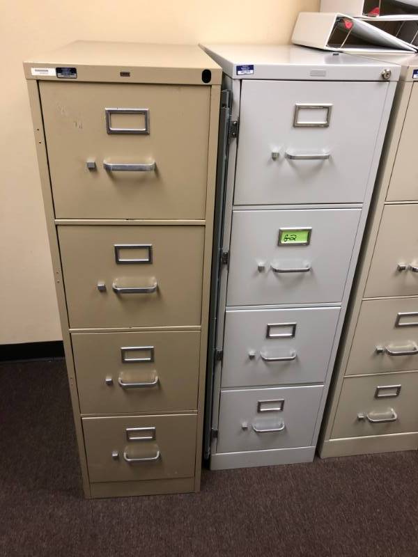 lot 4277 image: 2 Hon Filing Cabinets