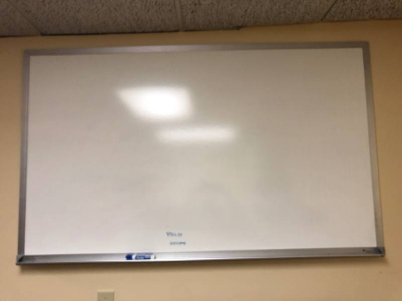 lot 4279 image: Quartlet White Board