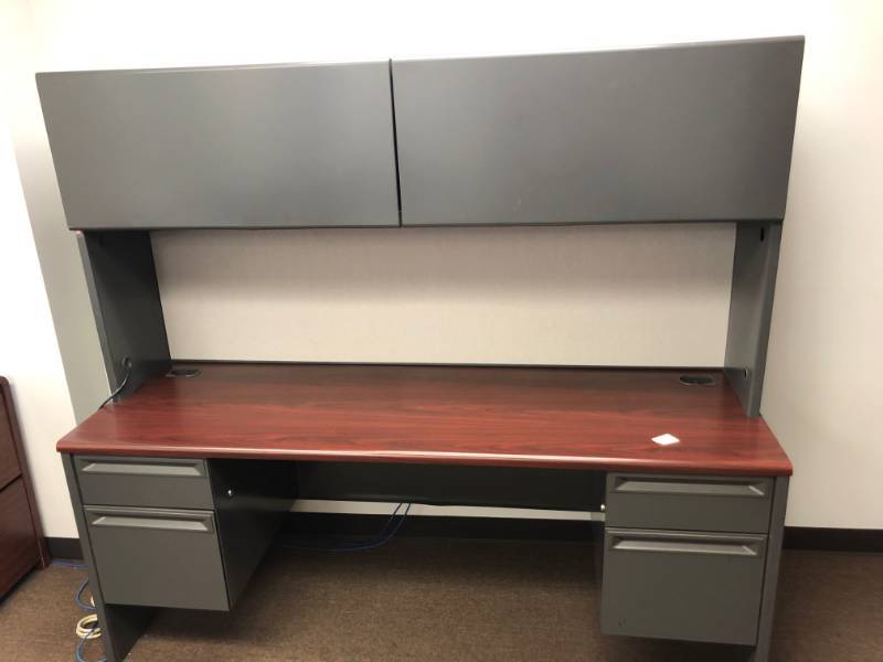 lot 4296 image: Grey Desk with Hutch