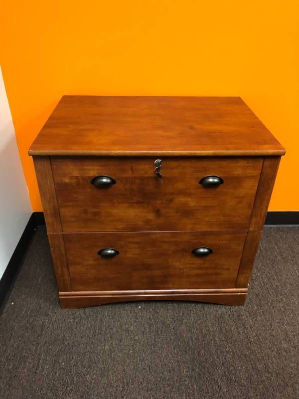 lot 4309 image: Modern Style Wooden File Cabinet