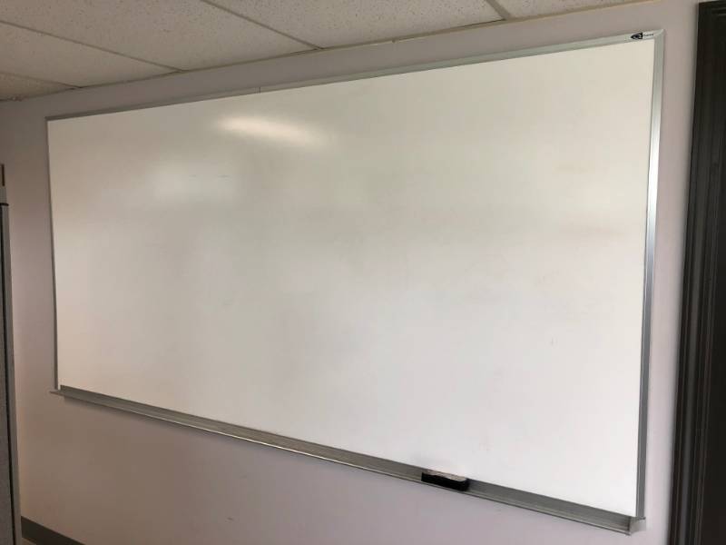 lot 4331 image: Quartlet White Board