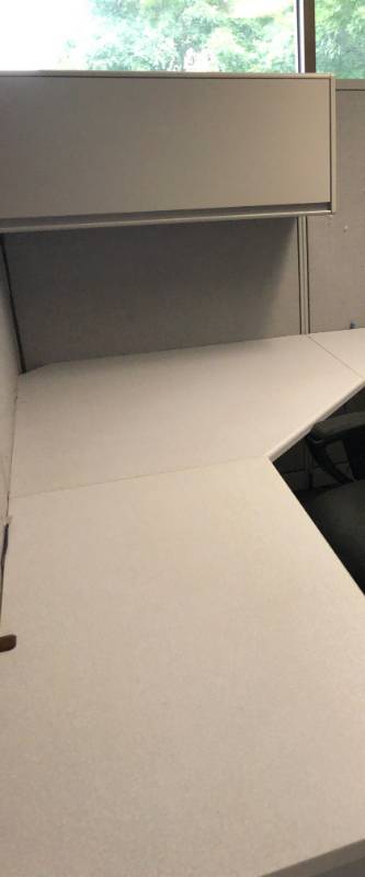 lot 4339 image: Office Cubical with Desktop