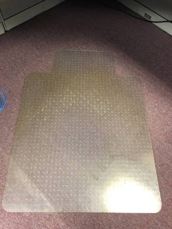 lot 4349 image: Lot of 10 Office Mats