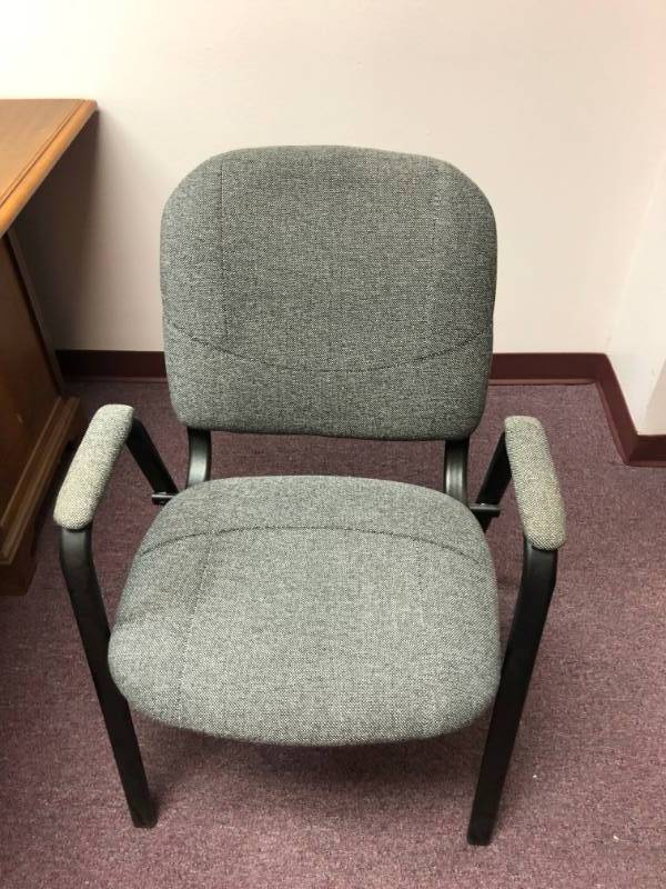 lot 4356 image: Grey Office Lobby Chair